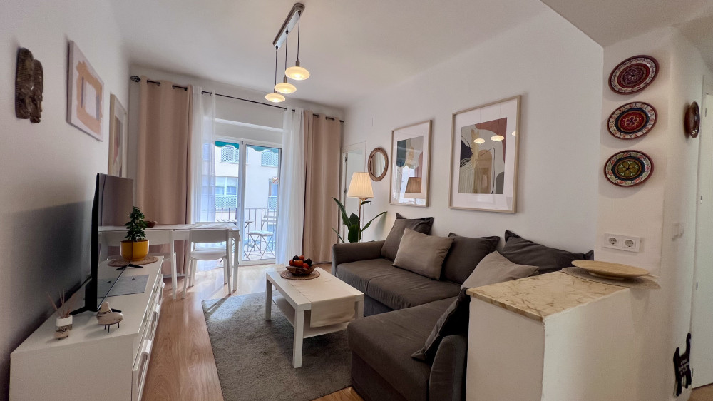 Peachy Stays 4-Bedroom Brand New Central Flat preview