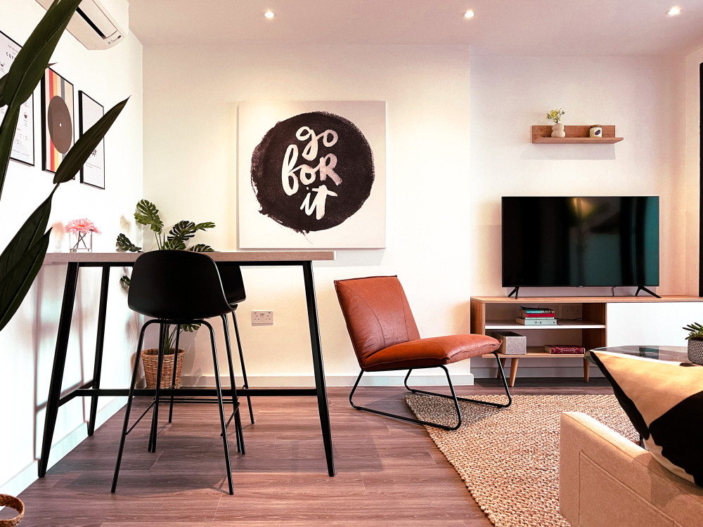 Modern Luxe Pad: with Free Parking! preview