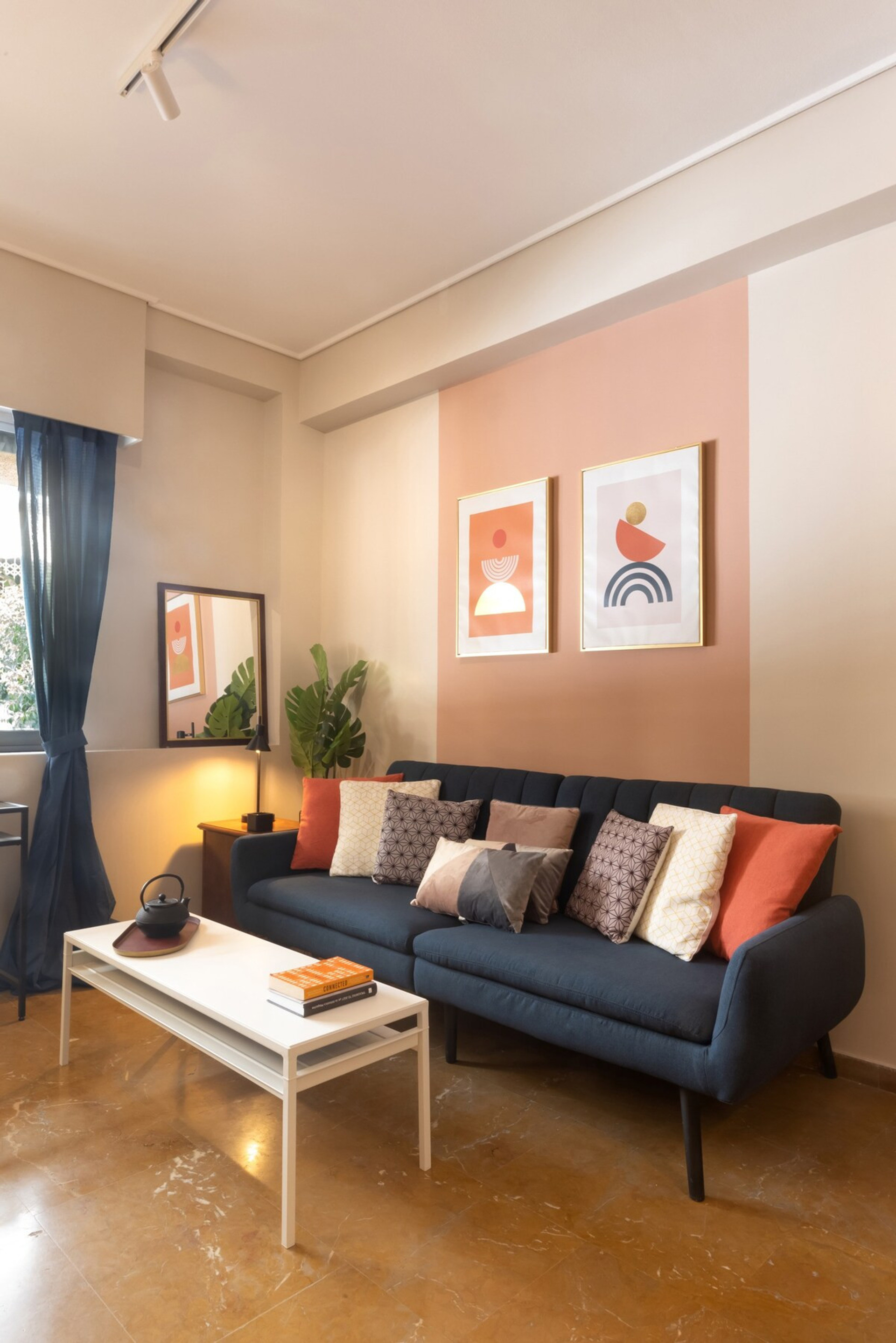 Living room image 2
