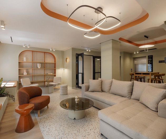 Brand new 1-bedroom apartment, close to metro