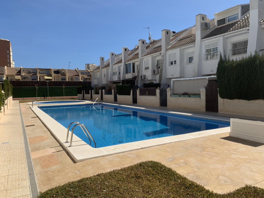 Beautiful House 3 bedrooms in Alicante near the be preview
