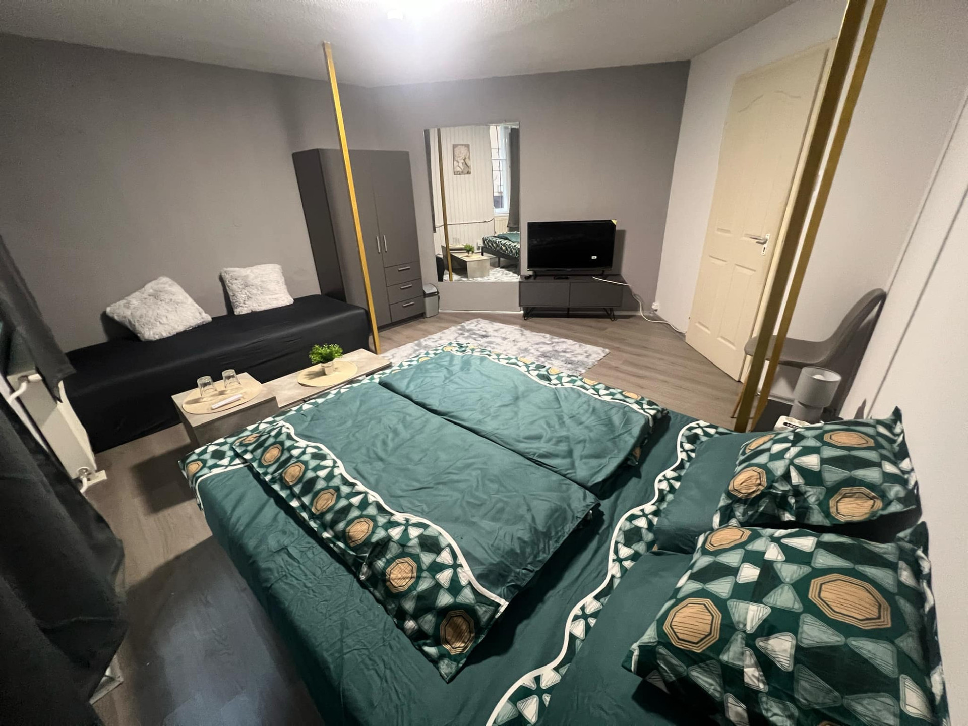 Room 2