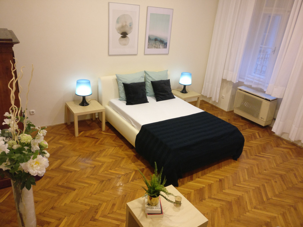 Budapest Center Opera Dream Apartment preview