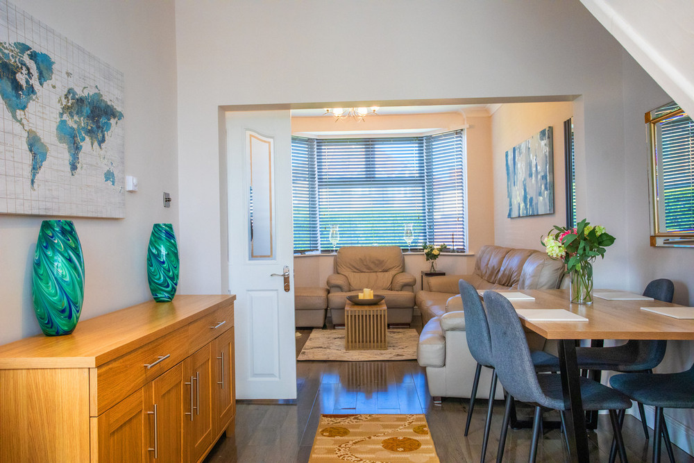 Spacious 4BR House with FREE Parking Sleeps 6 preview