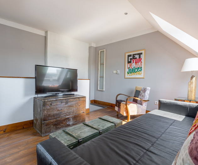 Útulný penthouse 1+kk se soukromou terasou
