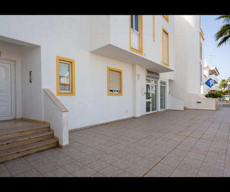 Albufeira 3BR w/ Pool & AC by LovelyStay