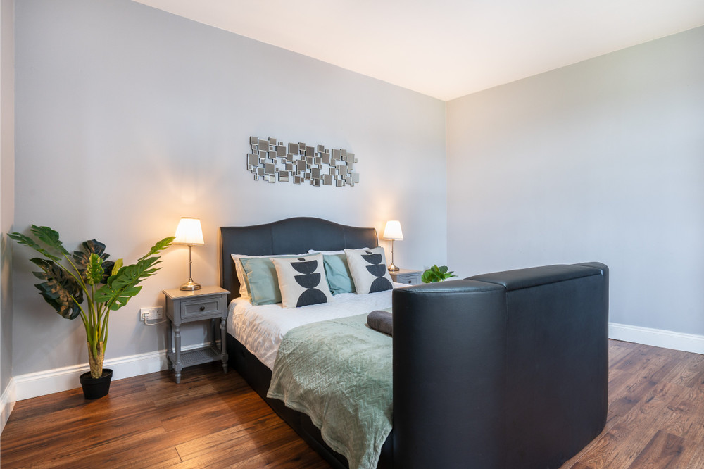 Central Dunfermline 1 BR Apartment Sleeps 3 preview