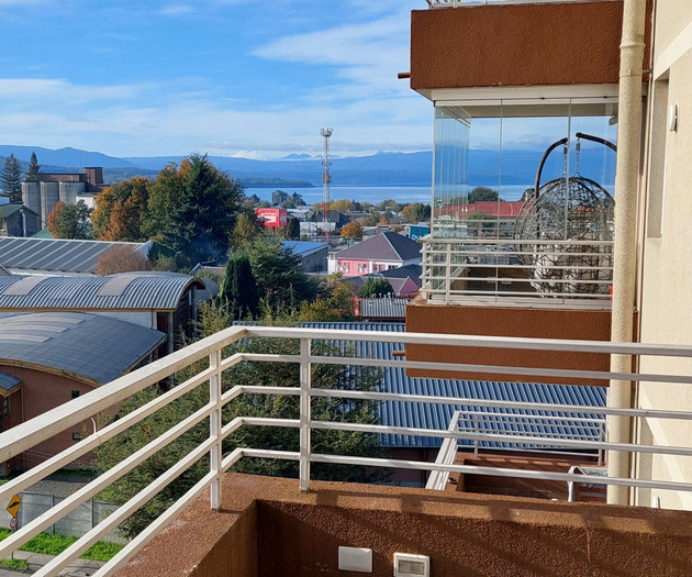 Perfect for digital nomads, Lake + volcano views