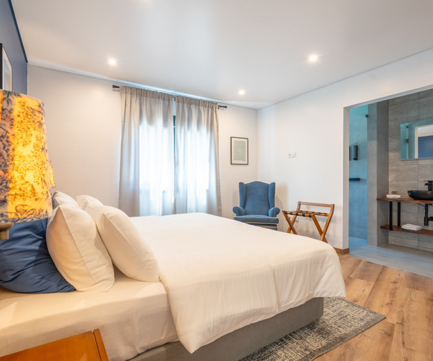 Villa w/ Private Heated Pool, Office, Gym- Madeira