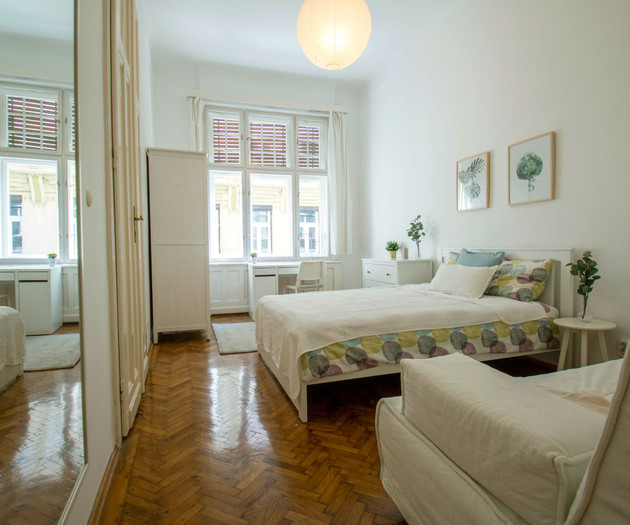 Kazinczy utca 10. no2 (small-cozy home)
