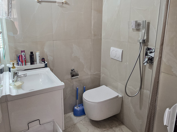 Bathroom 2