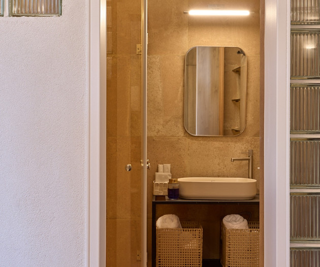 Bathroom - Essentials - Towels