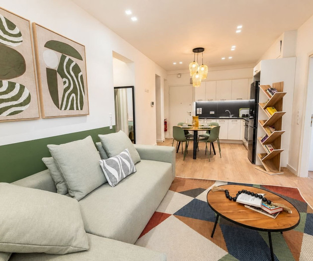 LIV - Upscale Athenian Apartment 1B