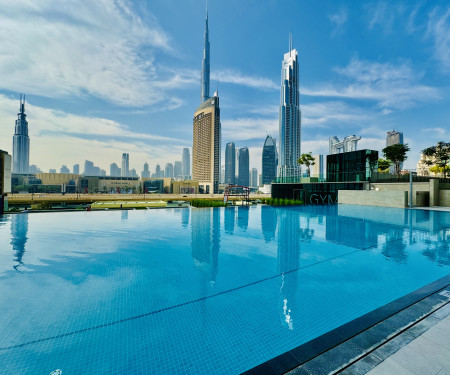 Chic 2-BR |Burj Views| Direct Access To Dubai Mall