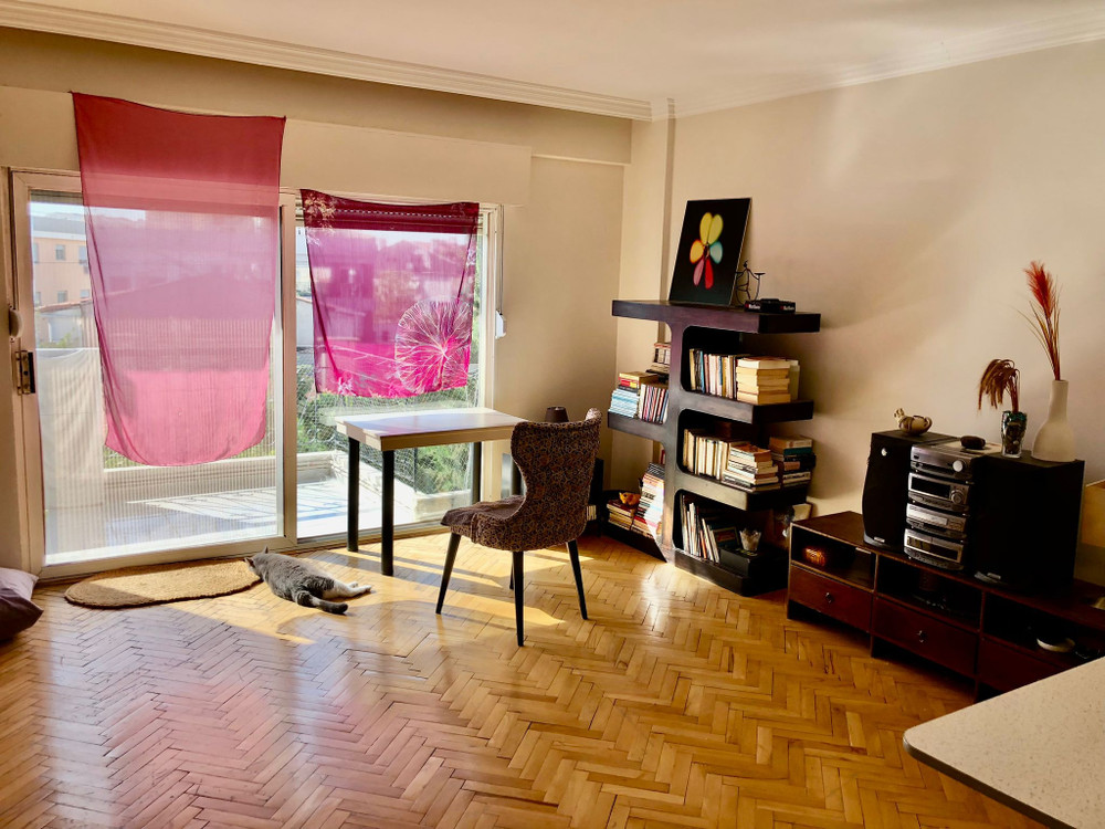 Big Room in a Beautiful Flat with Park & Sea Views preview