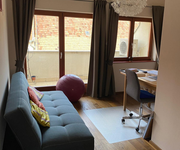 Sunny 2/3BR apartment downtown Budapest