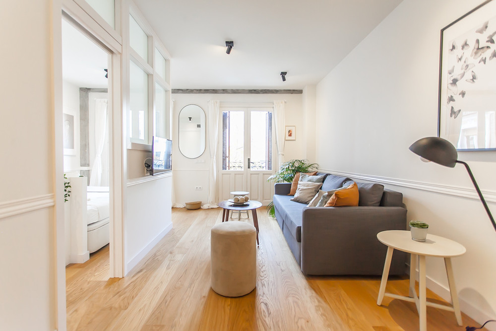 Madrid Heart: Classic & Modern Luxury Apartment preview