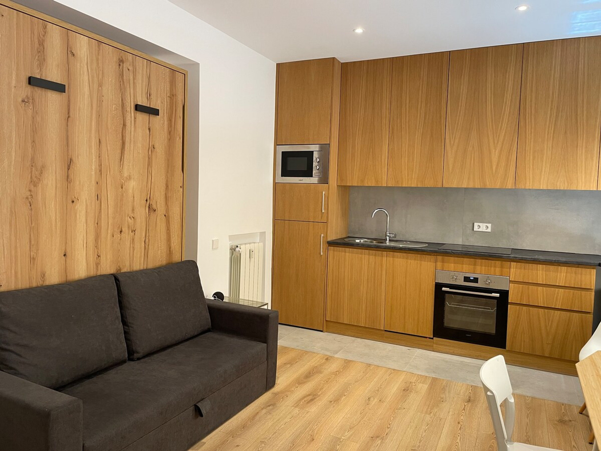 Living area image 2
