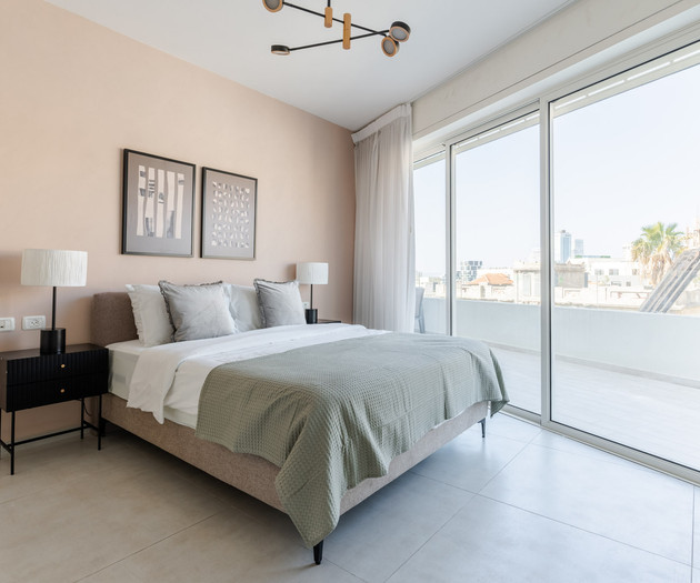 Blueground | Nachalat Binyamin, balcony,nr park-47