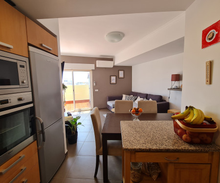 Sunny penthouse in Costa da Caparica