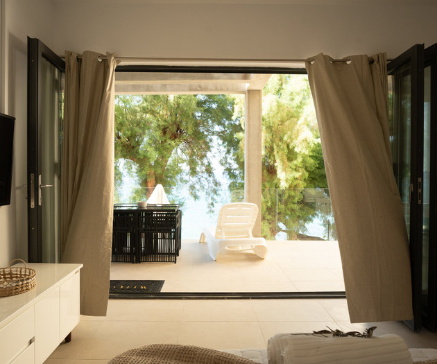 Curtained doors to terrace