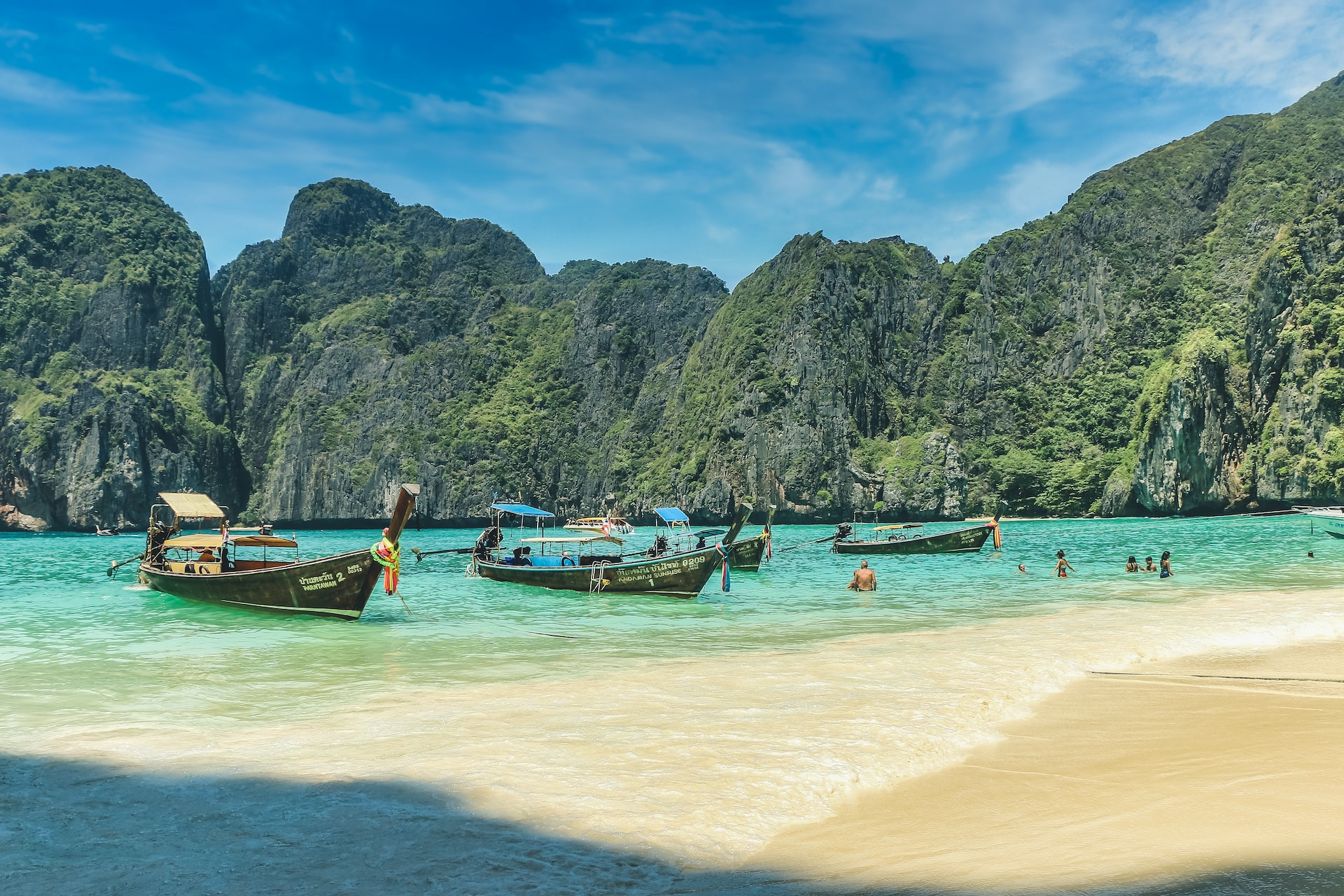 Cheap furnished apartments for rent in Ko Phi Phi