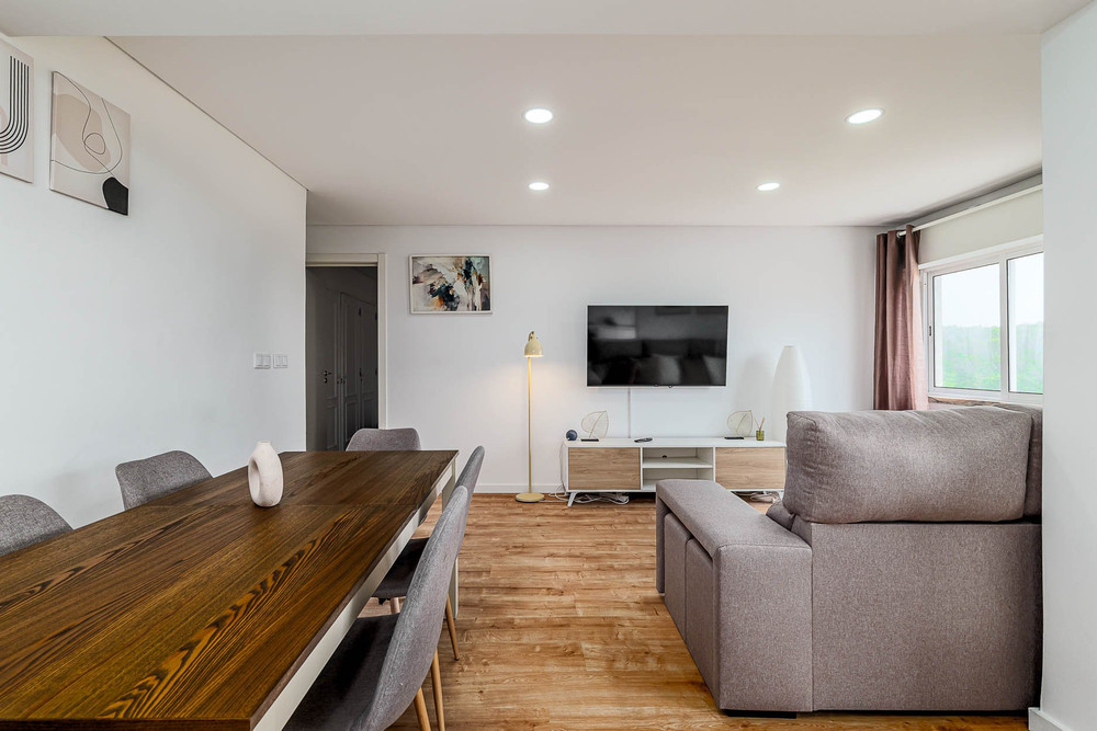 Fully Furnished 2BR Apartment with Balcony-Belas preview