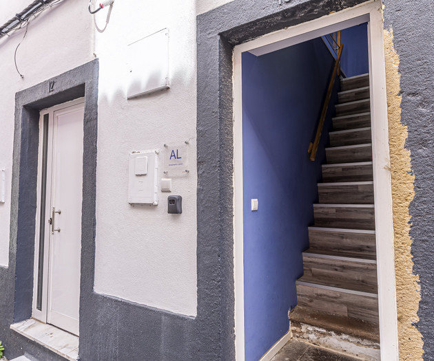Building entrance with stairs
