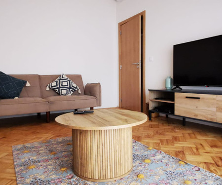 Apartamento com áreas bastante generosas