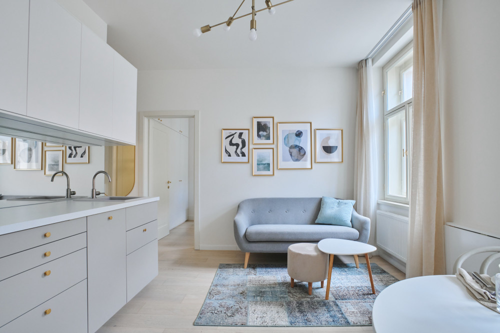 Charming 1BR apartment 5’ walk to Lesser Town preview