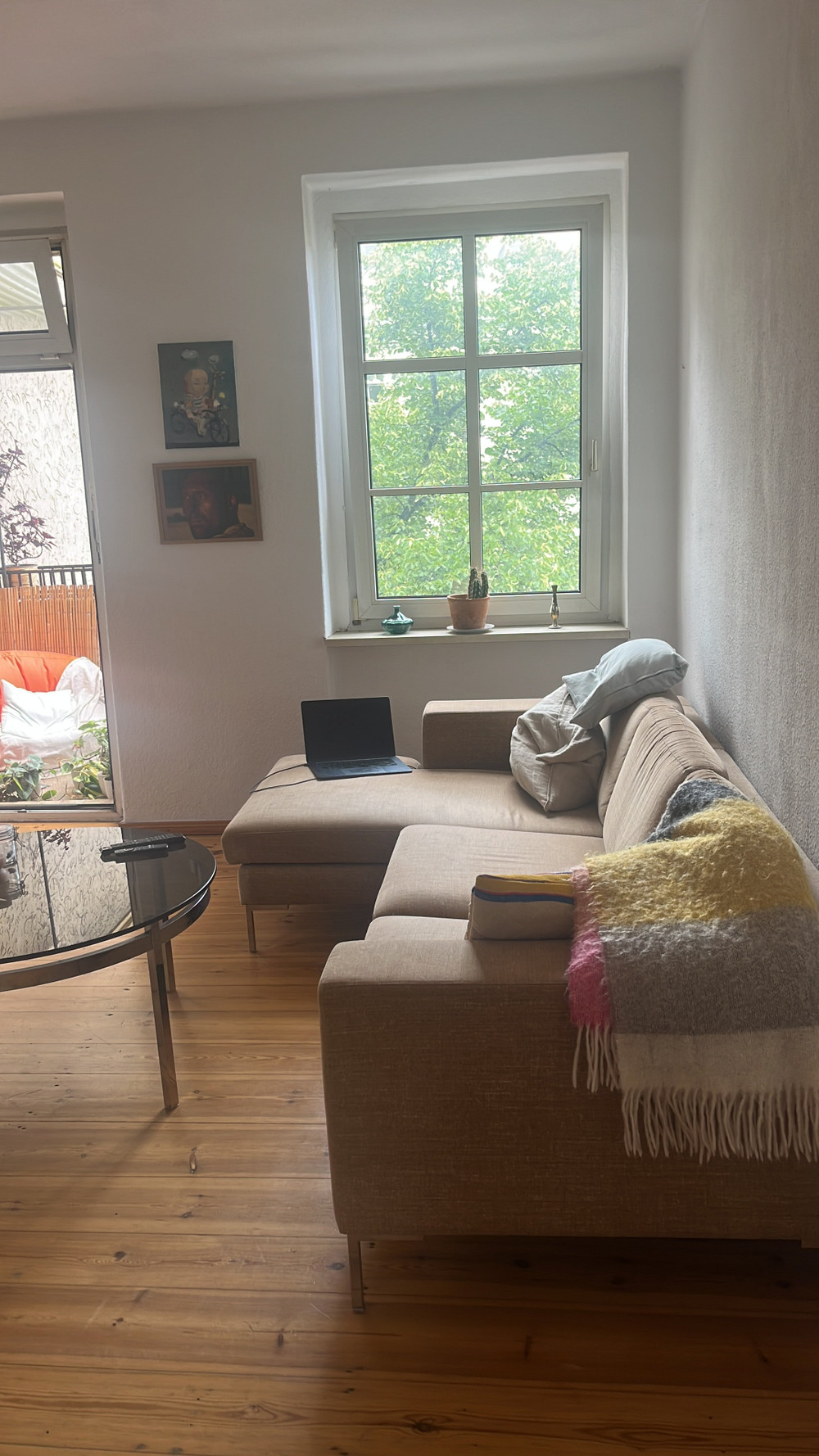 Bright & Spacious Altbau Apartment in the Heart of preview
