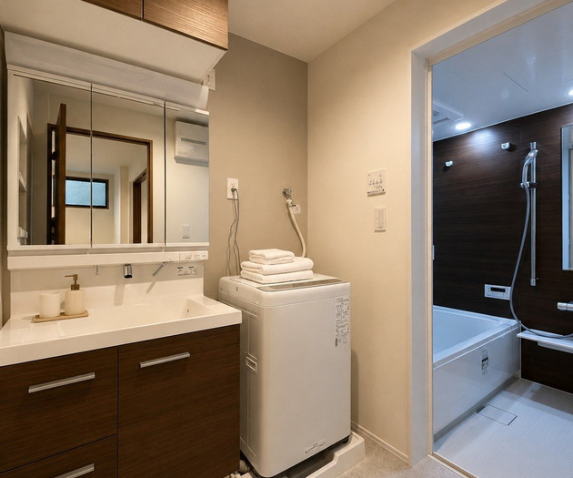One-bedroom home in Shirokane