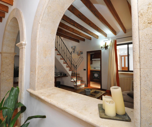 Es Convent, Charming restored town house in the wa