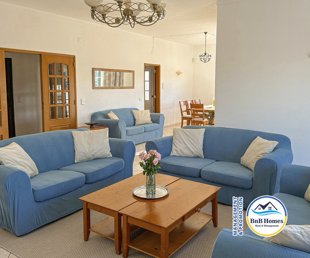 Villa Verde - 4 bedrooms, Marina view, pool & BBQ
