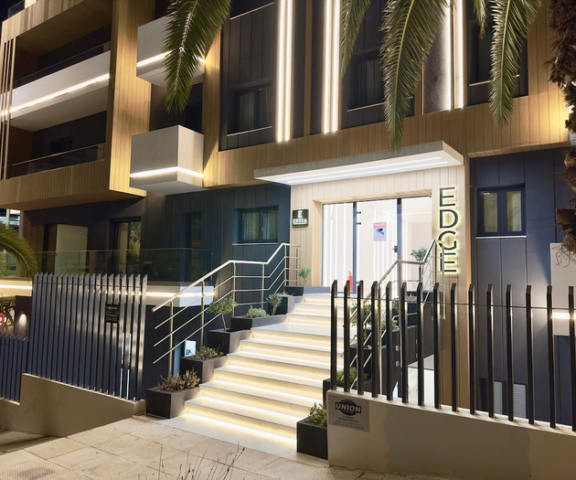 TT Luxury Homes | Artemis – Shared Pool & Gym NEW