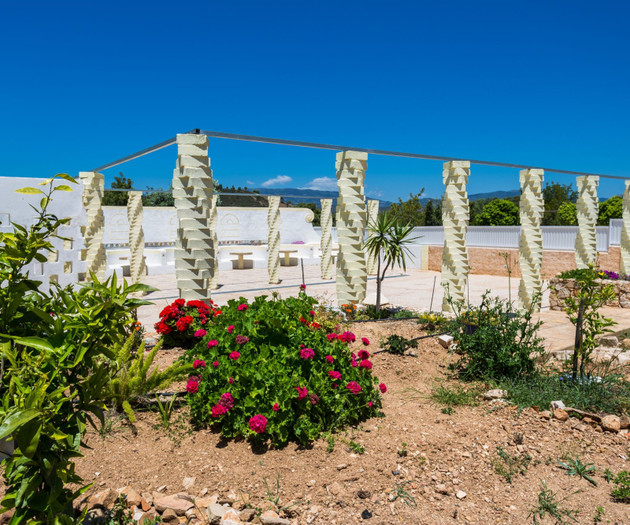 Girassol Apartment in Quinta Velha by LovelyStay