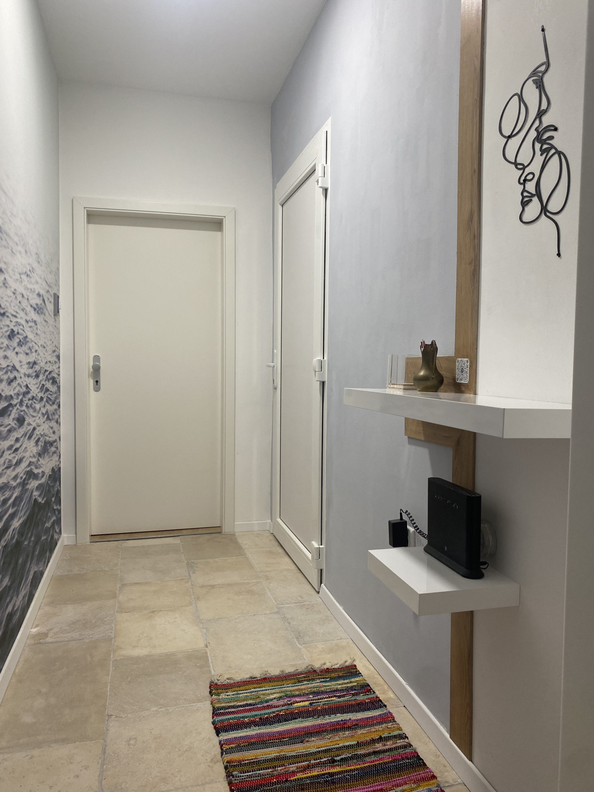 Apartment 1 entrance