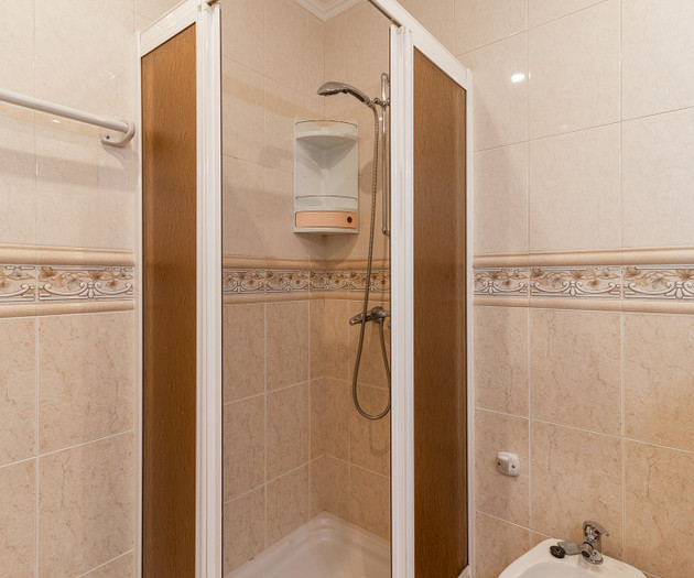 Private room for male only near FMH Faculty