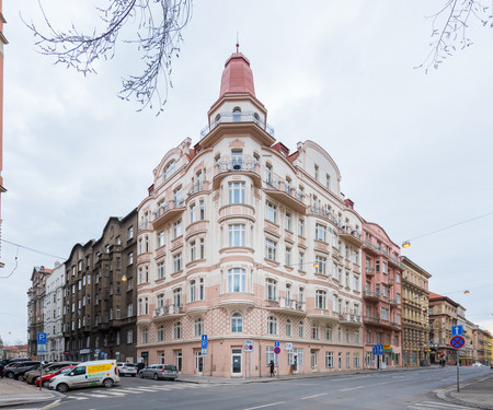 Beautiful Mala Strana Studio with Balcony