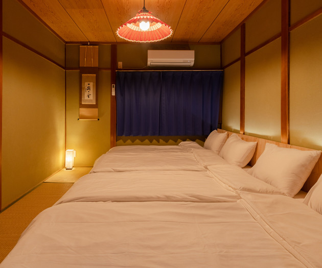 50㎡ 2-Story House / Direct Train to Osaka Station