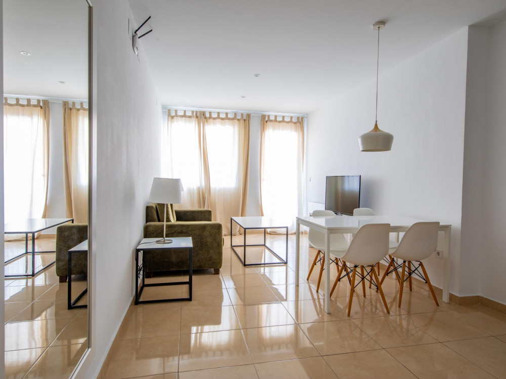 HOMEABOUT LA MERCED APARTMENT 2 (2BR 2BT) preview