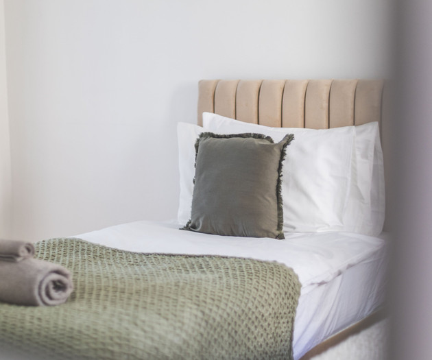 Tower Bridge 2 Bedroom Flat | Sleeps 5 | Great