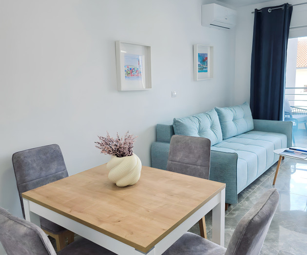 Living room with dining table