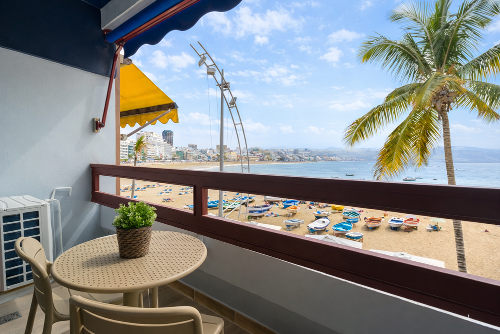 Paraíso Canteras - Beachfront living! preview