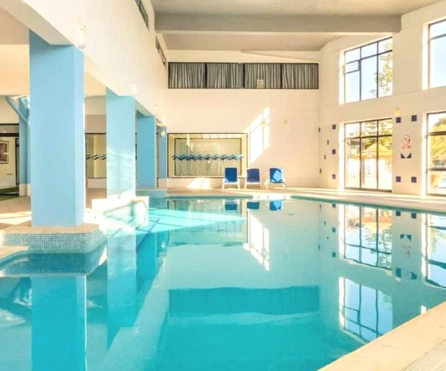 Remote Work Apartment with Pools & Spa