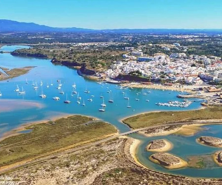 Apartment on the riverside of Alvor