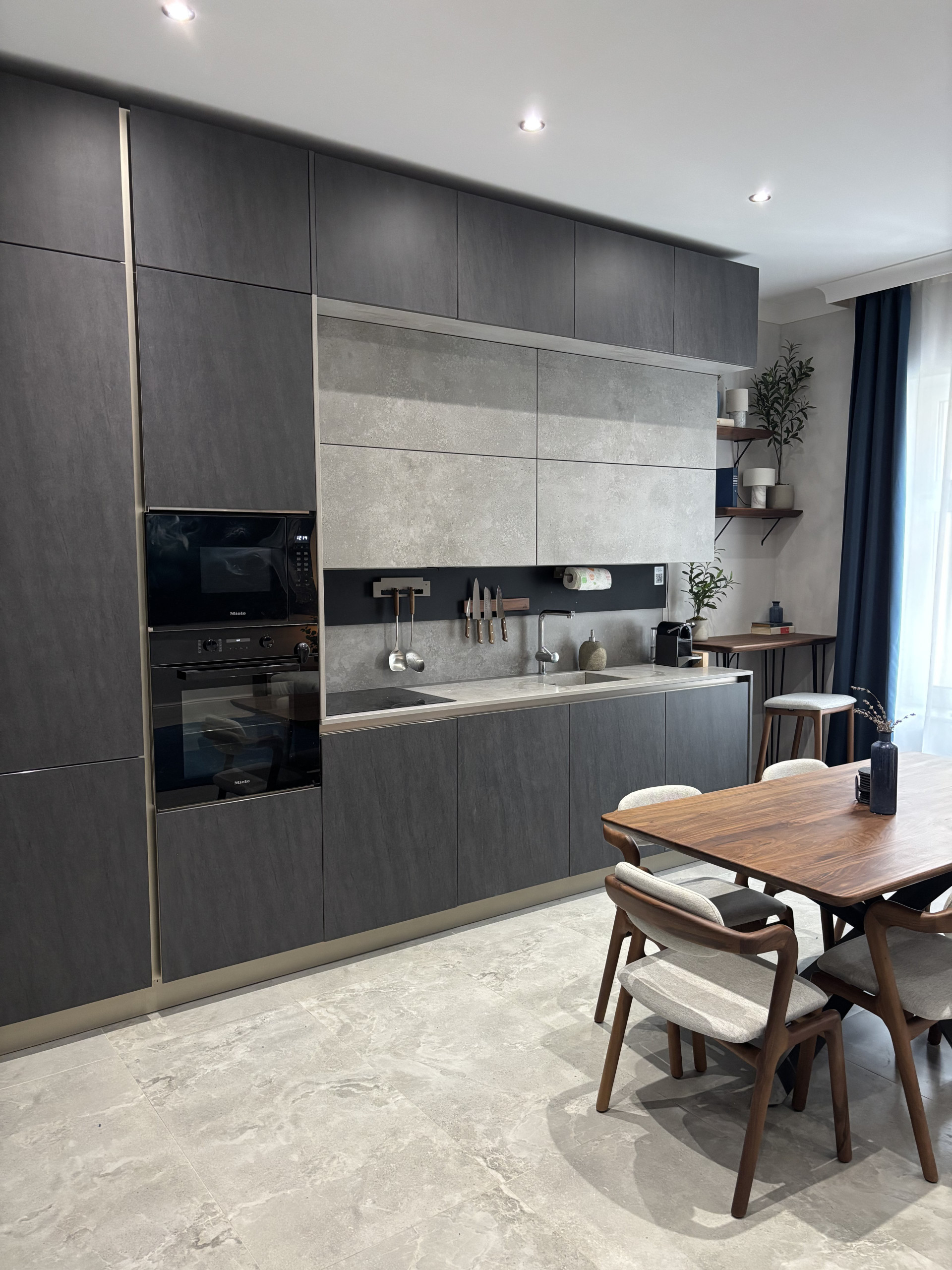 Kitchen with dining table view