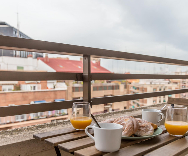 Bright & Elegant 2BR near Mestalla · Seasonal Rent