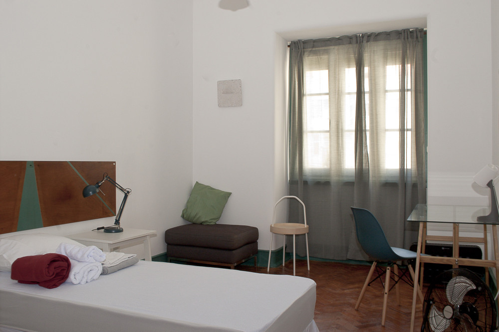 Stylish & Quiet > Single w PrivateWC > Alameda IST preview