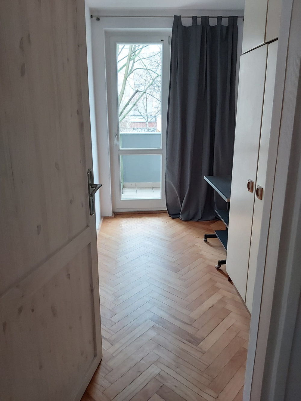 Flat in the Old Town, 47m2, with balcony